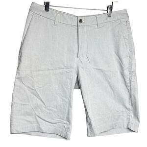 Lululemon Size 33 Commission Short Relaxed Qwick Oxford Shorts